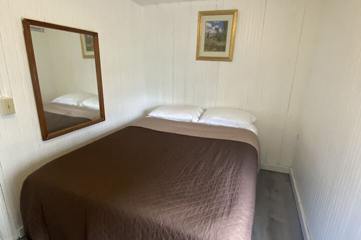 Room 78 of 105