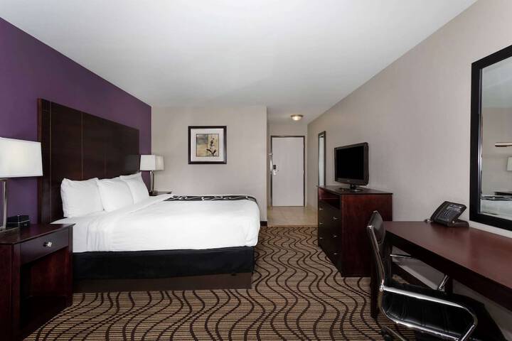 Room 33 of 56