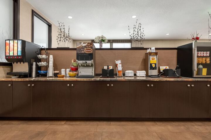 Ramada by Wyndham Grand Forks