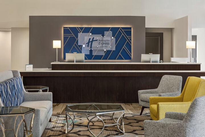 Hotel 11 of 105