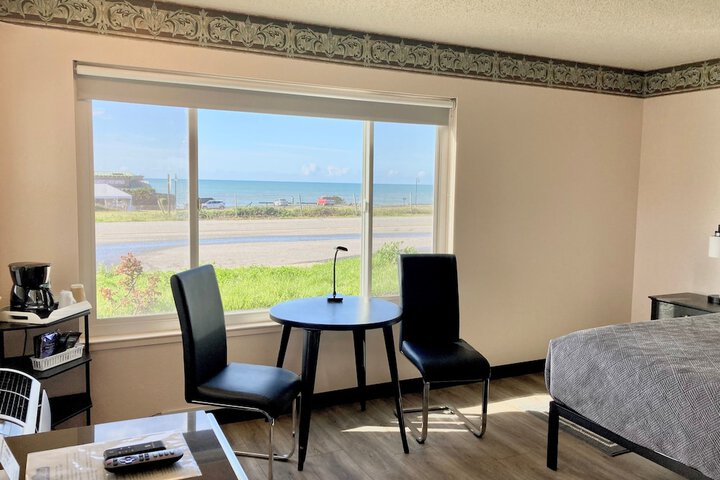 Coast Riders Inn