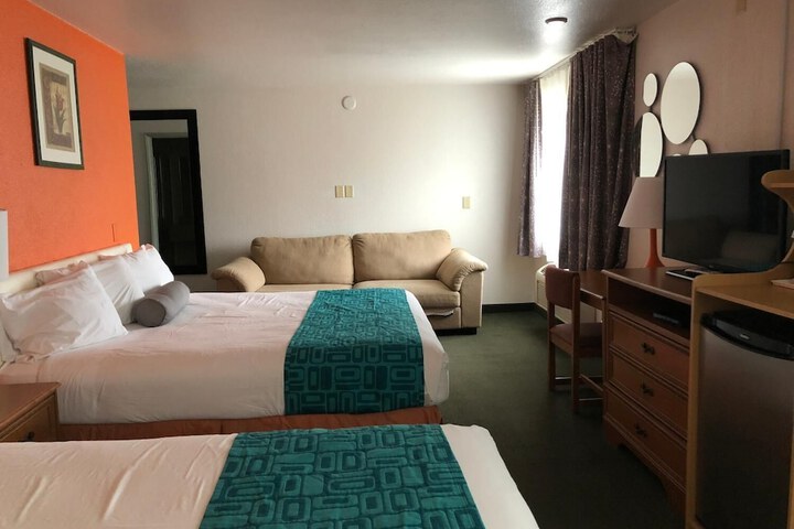 Room 36 of 39