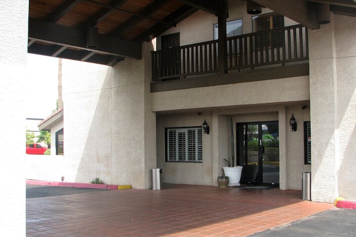 Terrace/Patio 33 of 34