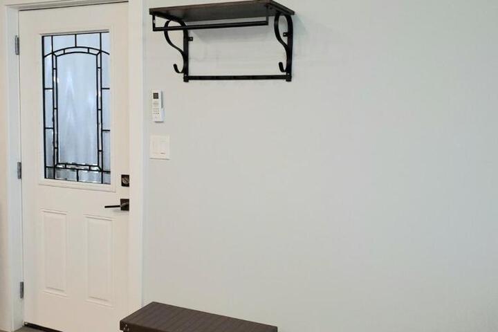 Stunning Ocean View Modern 1 BDR Private Entry Suite