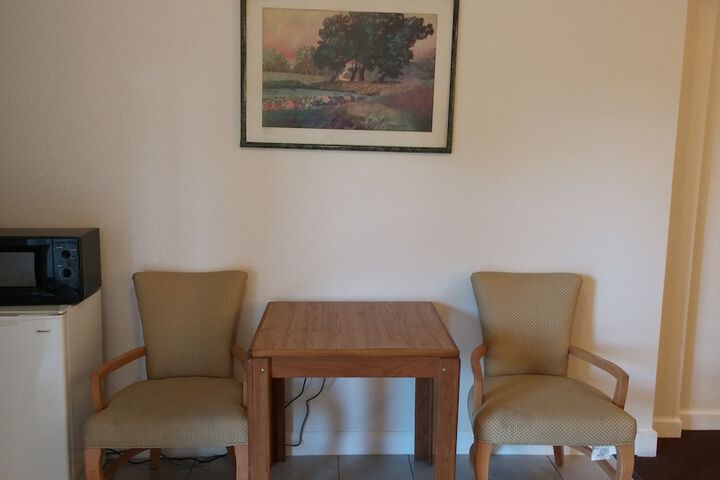 Room 35 of 47