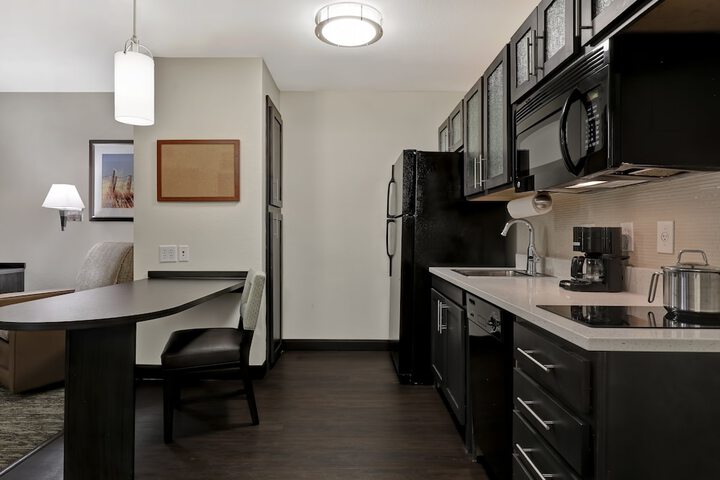 Candlewood Suites Indianapolis - South by IHG