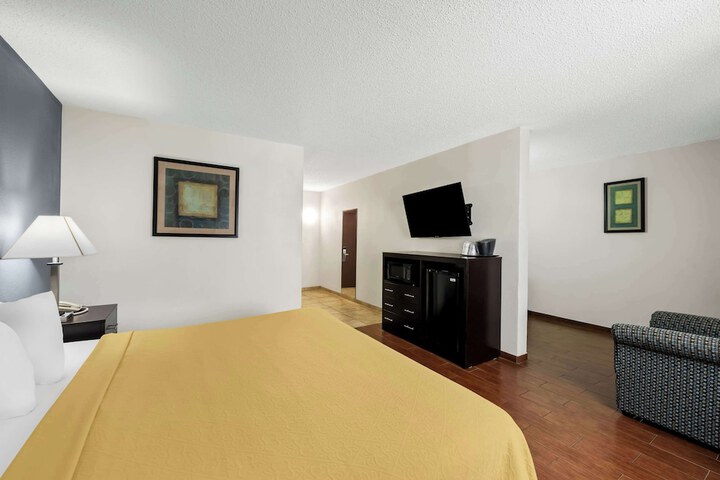 Room 13 of 54
