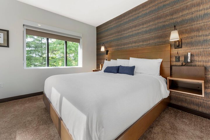 The Cranberry an Ascend Collection Hotel