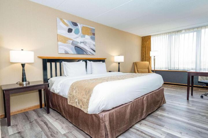 Radisson Hotel Milwaukee West