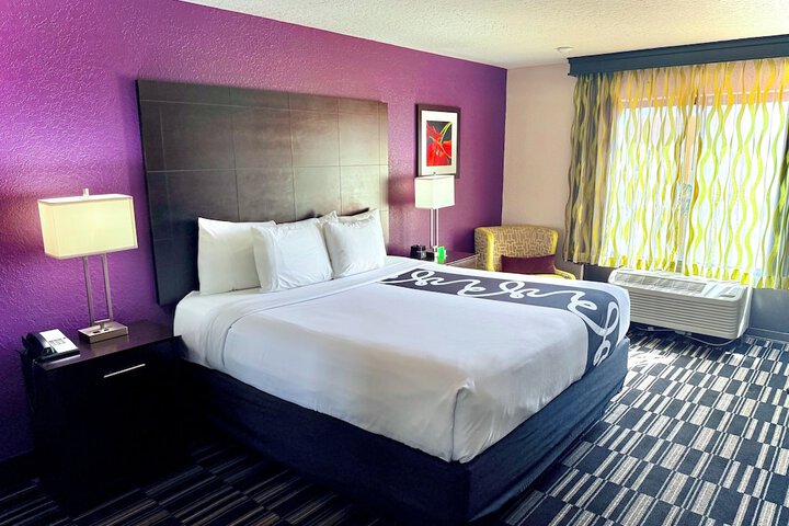 Room 14 of 50