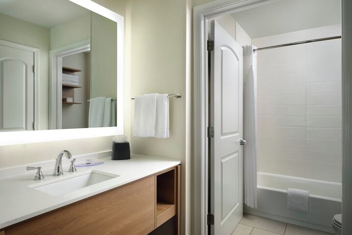 Staybridge Suites Flowood Nw Jackson by IHG