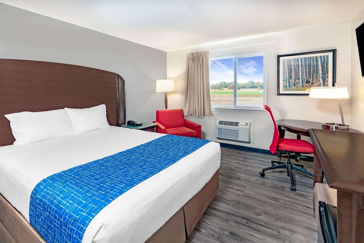 Travelodge by Wyndham Lovell / Bighorns
