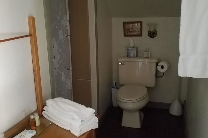 Room 29 of 65