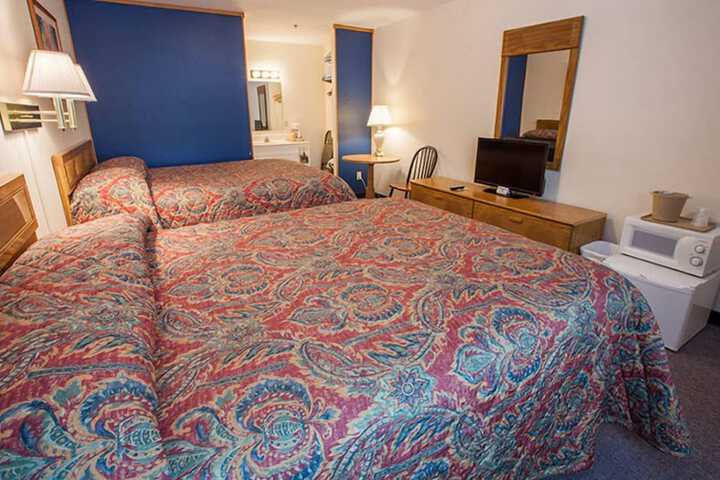 Room 24 of 37