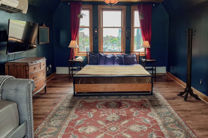 Room 46 of 62