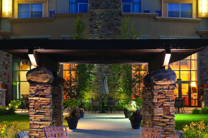 Clubhouse Hotel Suites Sioux Falls