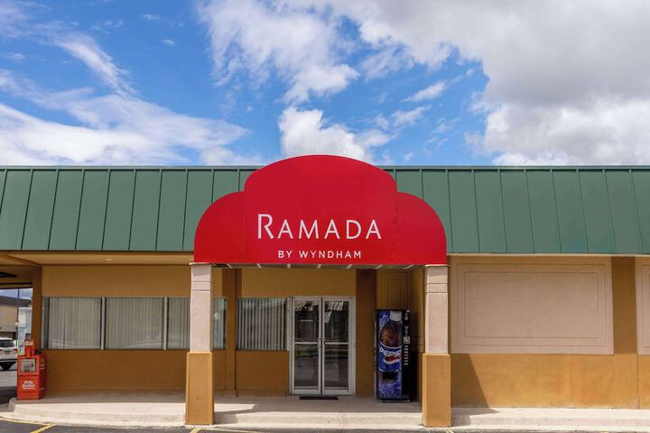Ramada by Wyndham Rome / Verona