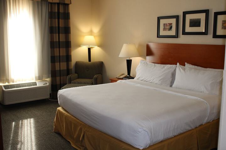 Holiday Inn Express Vernal-Dinosaurland by IHG