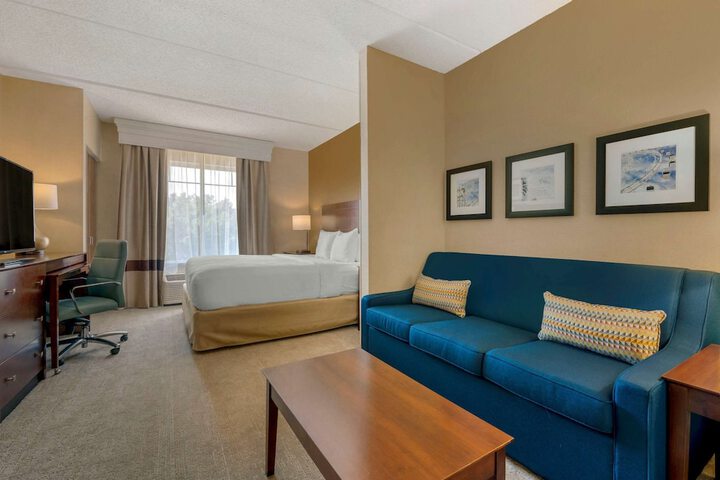 Room 34 of 47