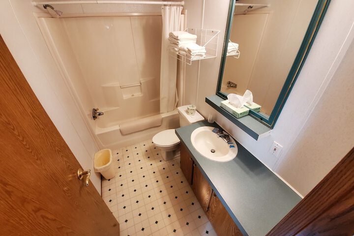 Room 14 of 63