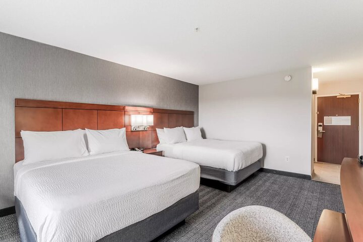 Courtyard by Marriott Burlington Williston