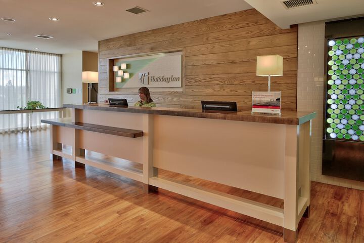 Holiday Inn Roswell by IHG