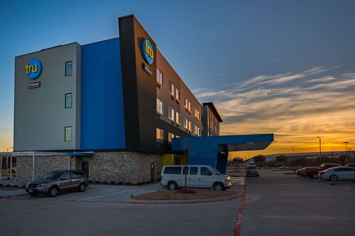 Hotel 7 of 76