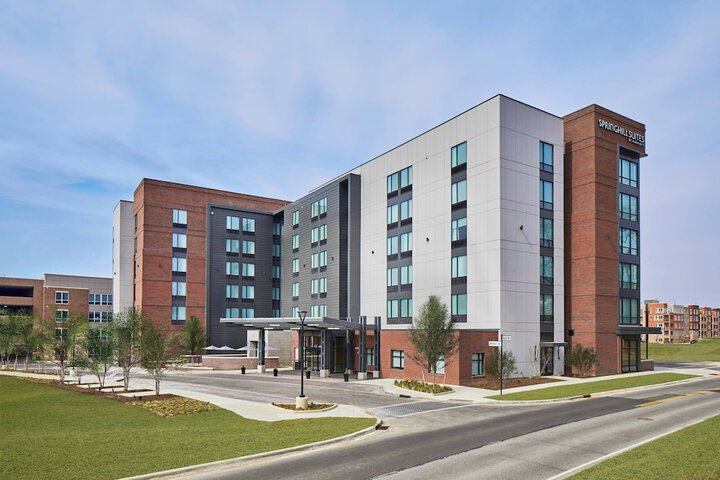Hotel 2 of 39