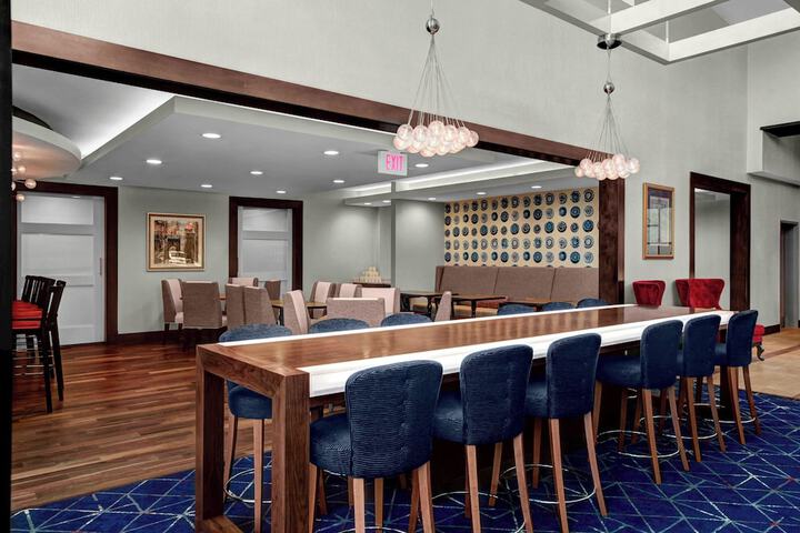 Hotel Interior 12 of 40