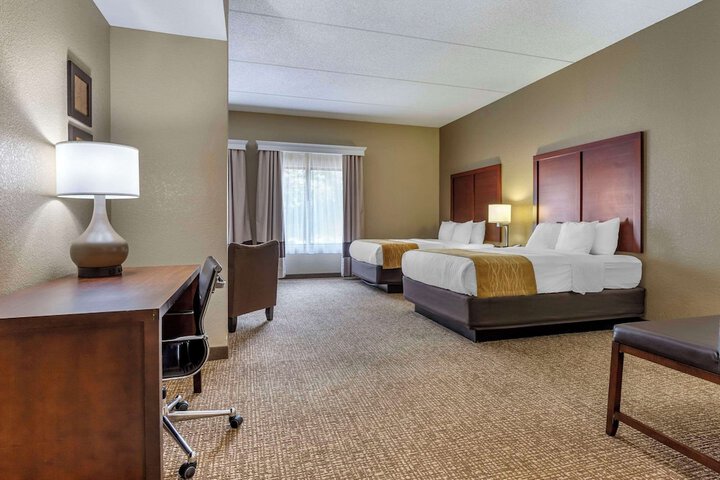 Room 11 of 36