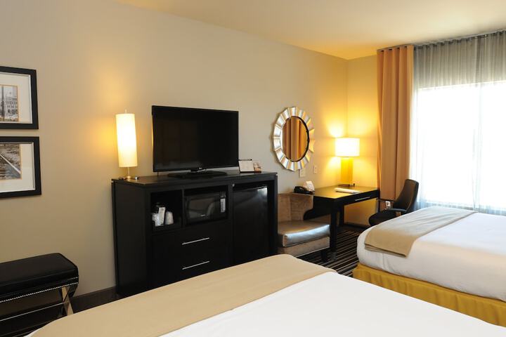 Room 20 of 33