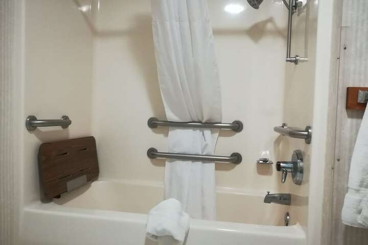 Room 47 of 78