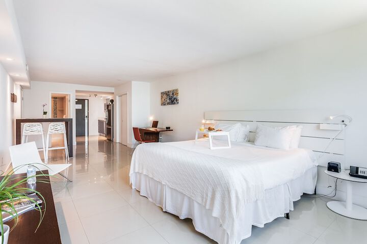 Beach Haus Bal Harbour