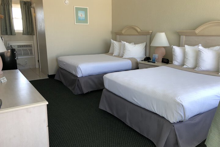 Room 72 of 111