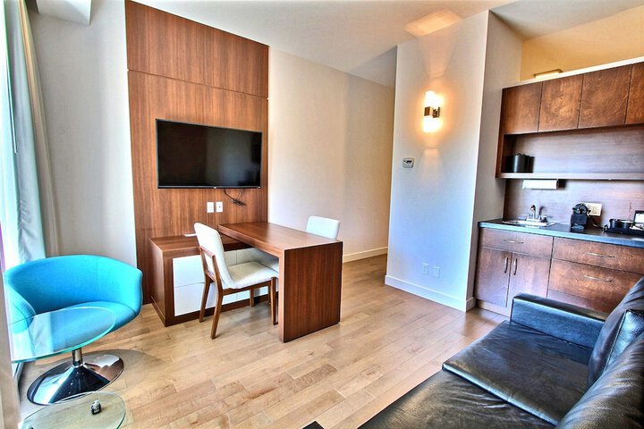Room 61 of 112