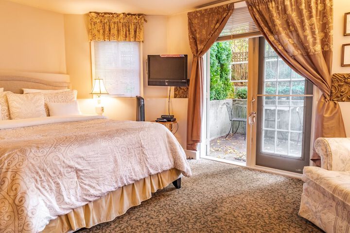 Room 12 of 54