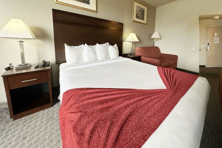 BayVue Hotel Resort and Suites