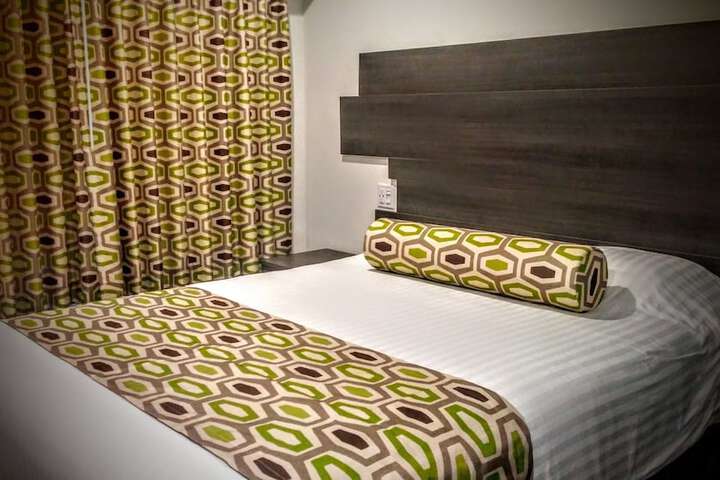 Room 18 of 21