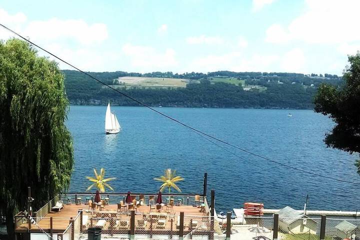 The Anchor Inn and Marina