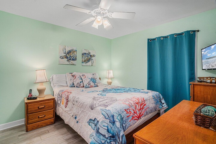 0406 Waters Edge Resort 1 Bedroom Condo by RedAwning