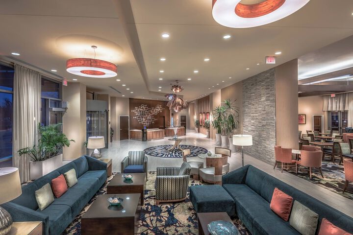 Hotel Interior 10 of 38