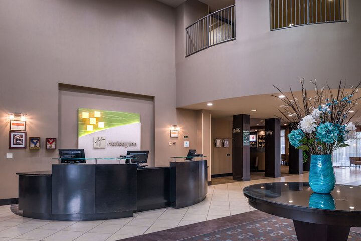 Hotel 2 of 33