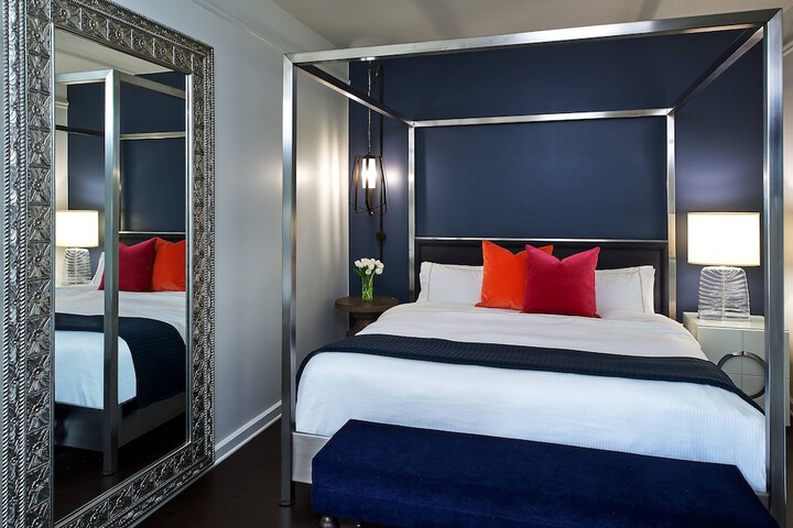Hotel Colonnade Coral Gables Autograph Collection