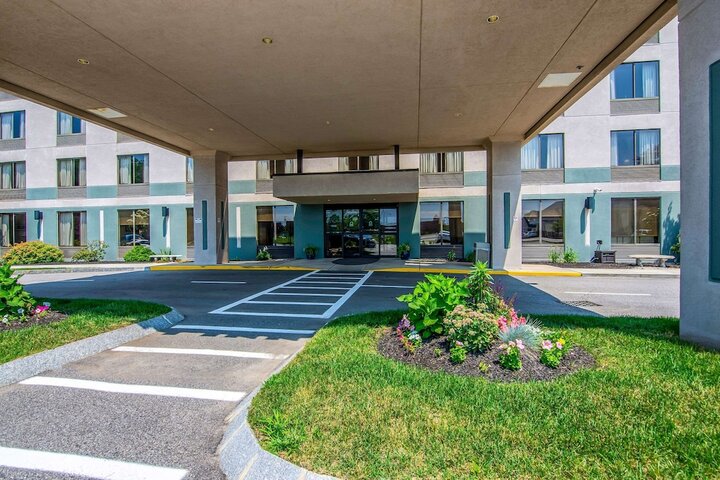 Hotel 4 of 29