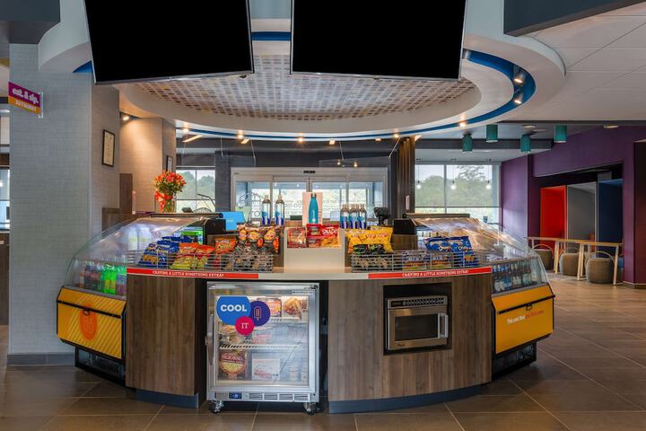 Tru by Hilton Radford VA