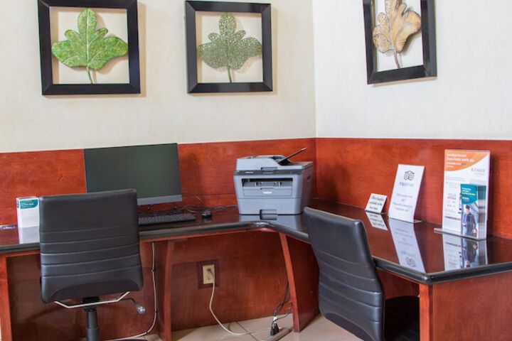 Business Center 23 of 23