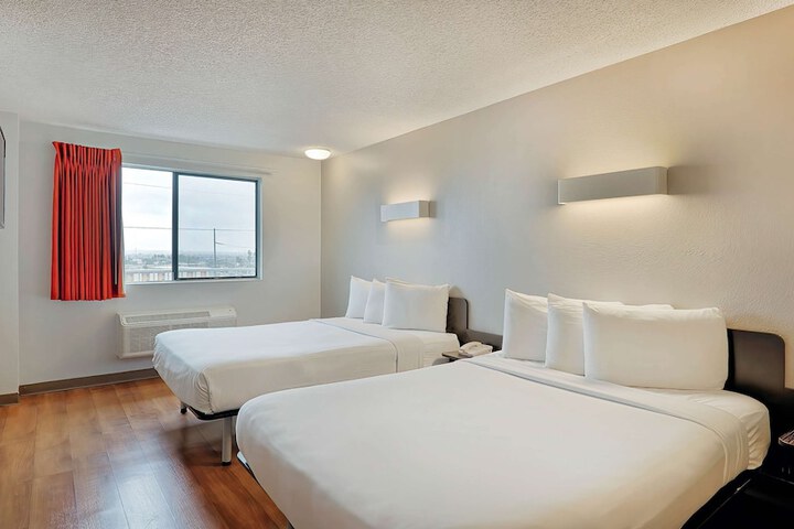 Room 25 of 45