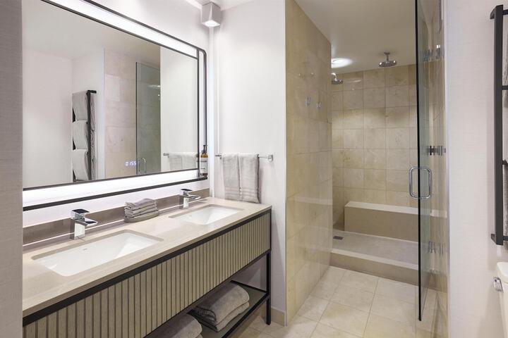 Hyatt Regency Chicago