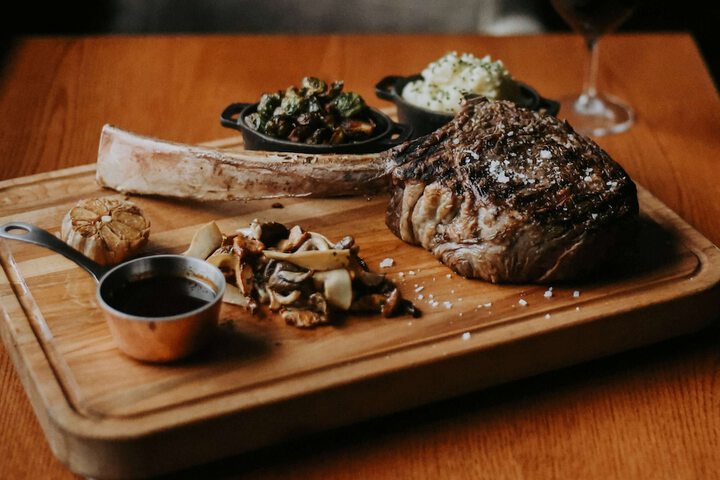 Dining 52 of 87