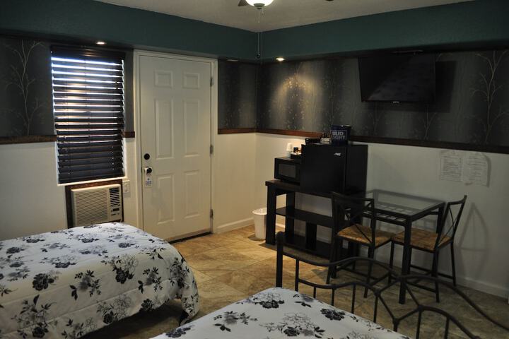Room 51 of 124